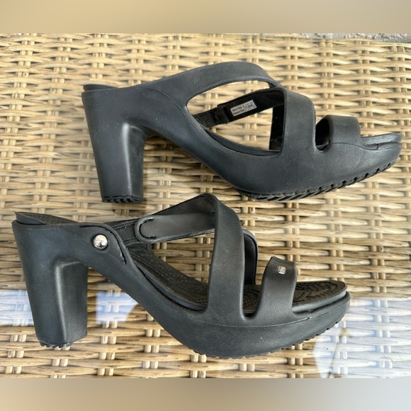 Crocs Sandals Heels Womens 8 Cyprus IV Black Chunky Slide Slip-On Shoes Comfort - Picture 4 of 8